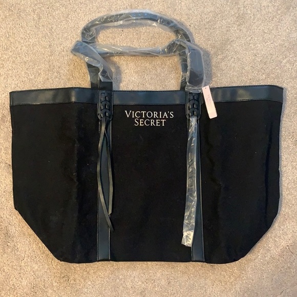 Victoria’s Secret Black Weekender Tote Bag NWT Travel Gym Carryall - Picture 1 of 6